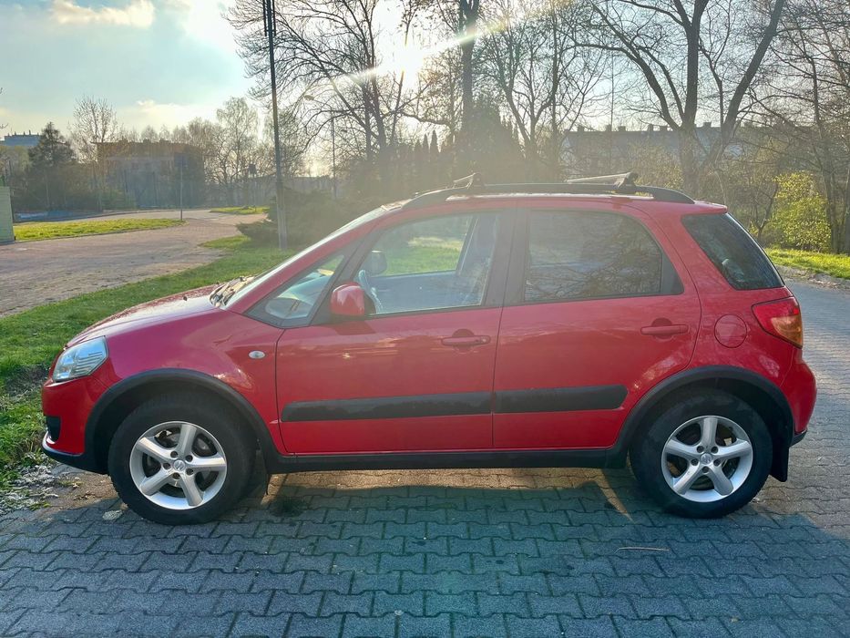 Suzuki SX4 Pierwszy właściciel, bogata wersja, stan bdb, FV 23%
