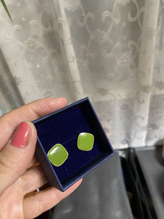 Сережки, біжутерія