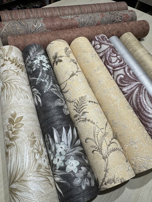 Розпродаж європейських шпалер преміум сегменту