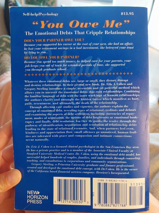 Livro "You owe me" The emotional debts that cripple relarionships