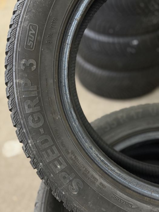 Зимові шини 4шт R17 235/55 103V Semperit Speed-Grip 3 SUV 2018 6,5-7,3мм