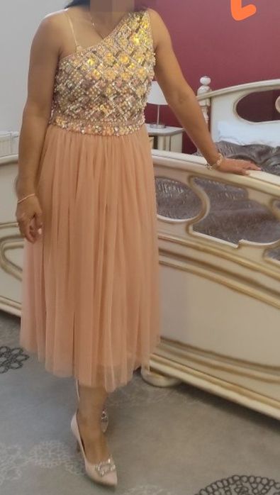 Sukienka tiulowa cekiny Asos M/L