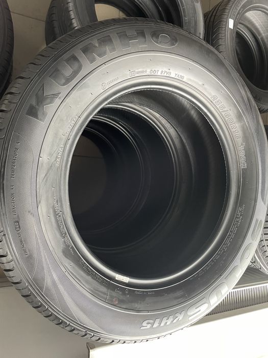 Резина  Kumho нова з Європи 235/60 р 16