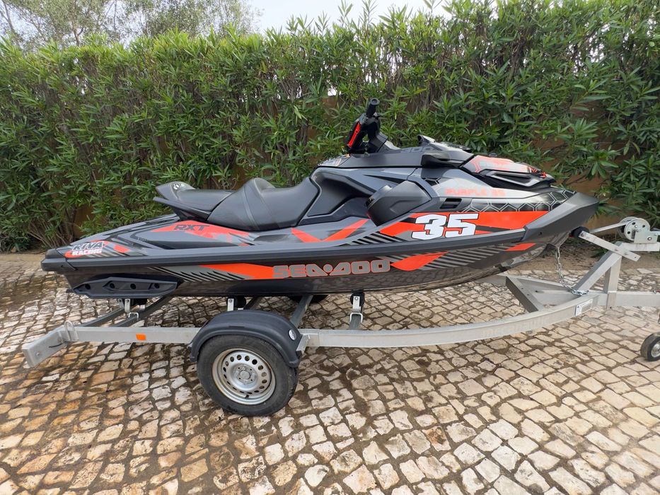 Yetski Sea-Doo RTX-X RS 300