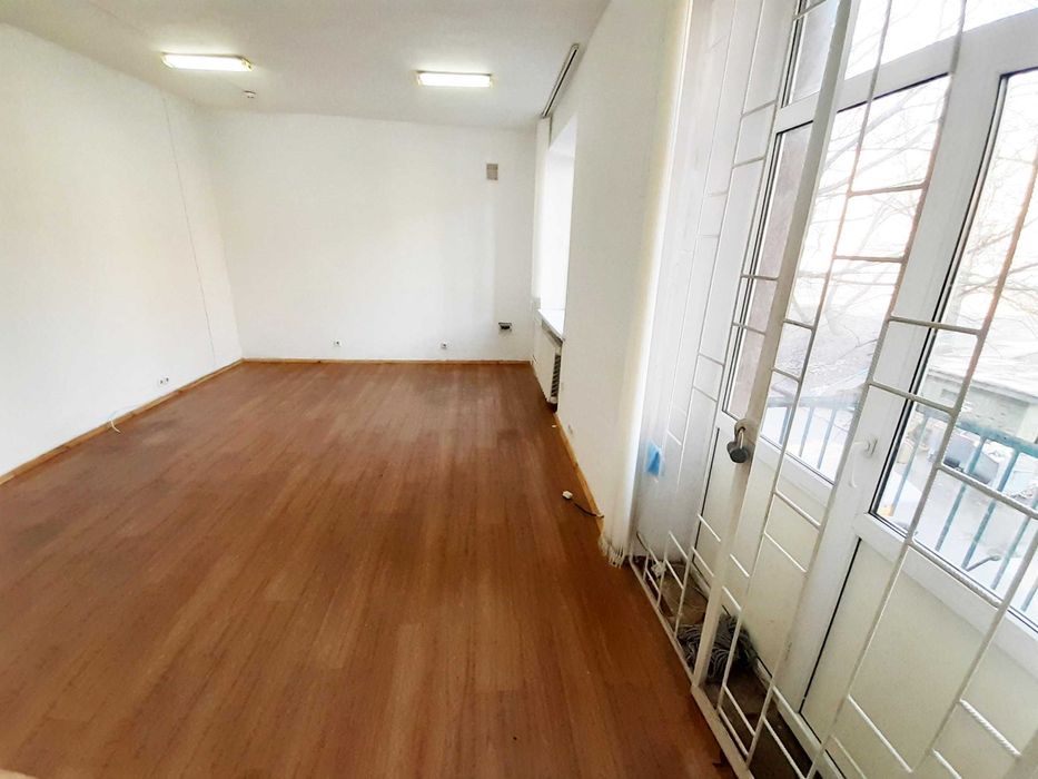 Аренда офиса 32,5м2 на Печерске, Марии Приймаченко 3 метро Зверинецкая