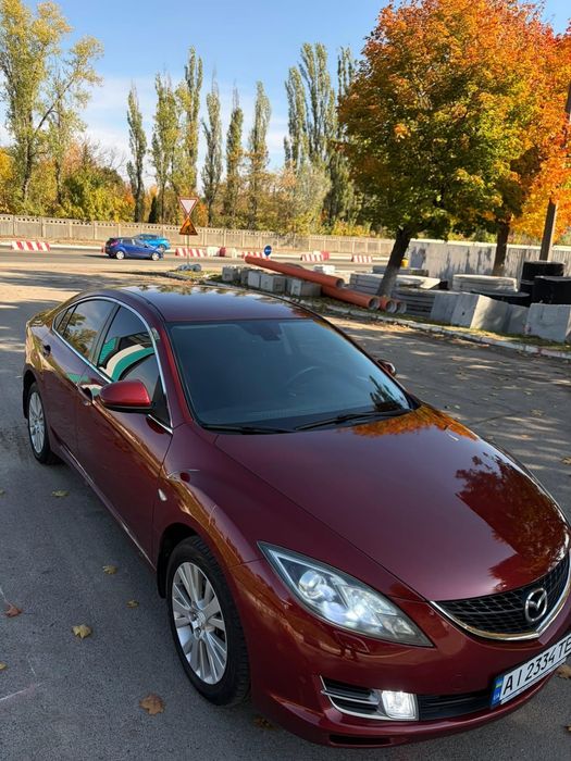 Мазда 6  2.0  Автомат