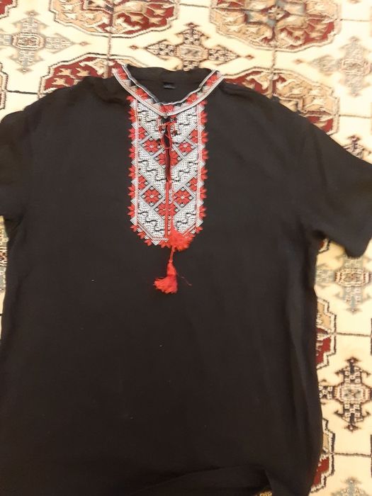 Вышиванка с ручной вышивкой