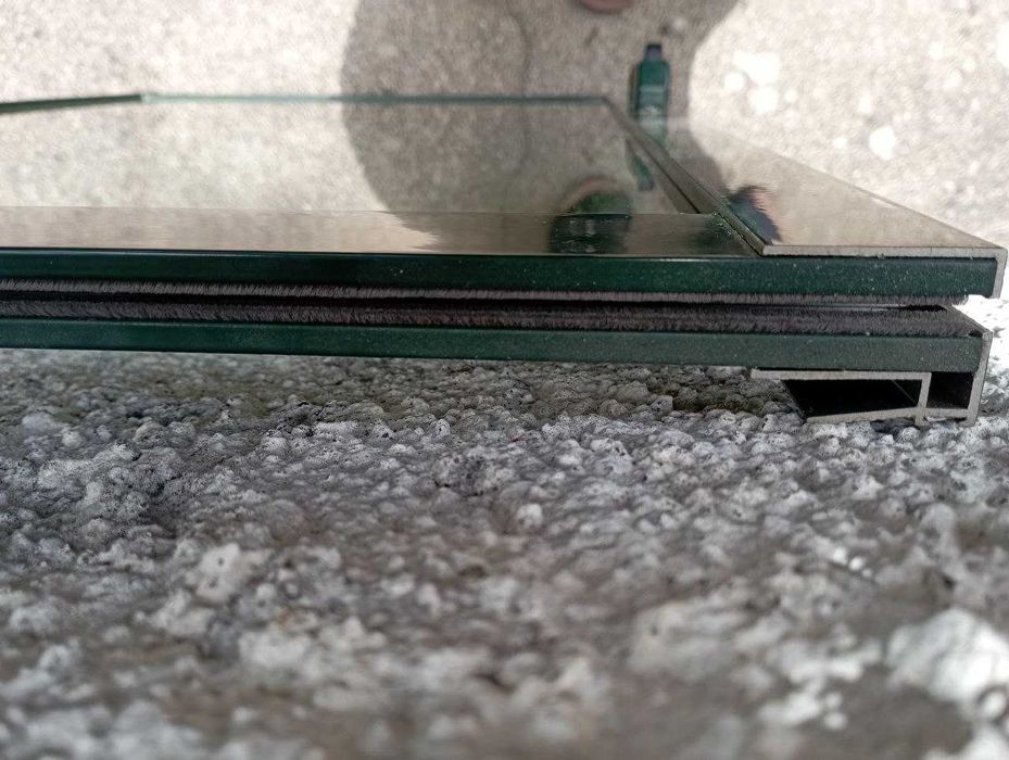 Janelas e portas de alumínio usadas Bom estado