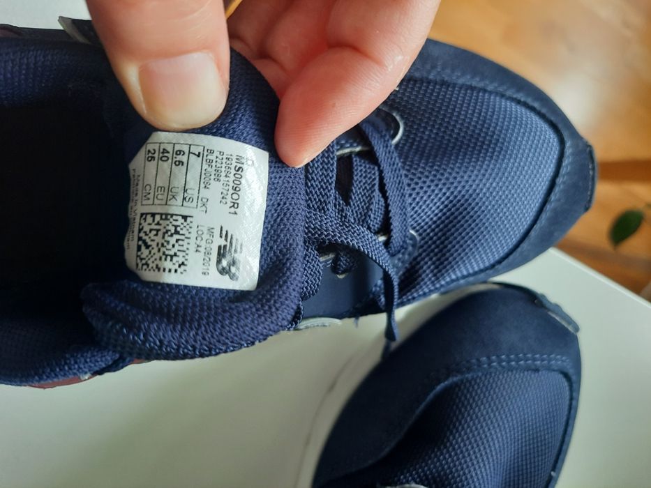 Buty sportowe rozm.40