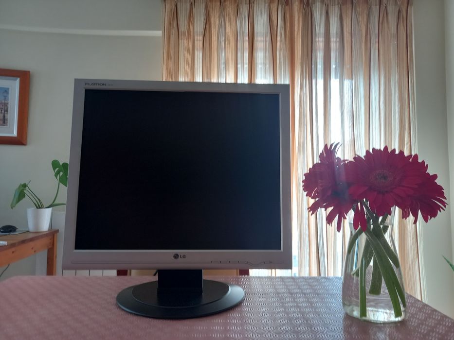 Monitor para PC como pouco uso