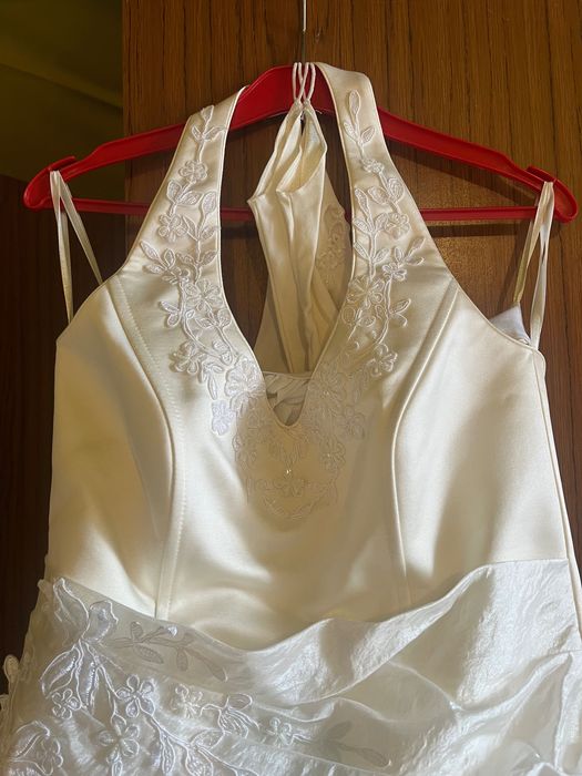 Sukienka ślubna rozm 38-40 ecru