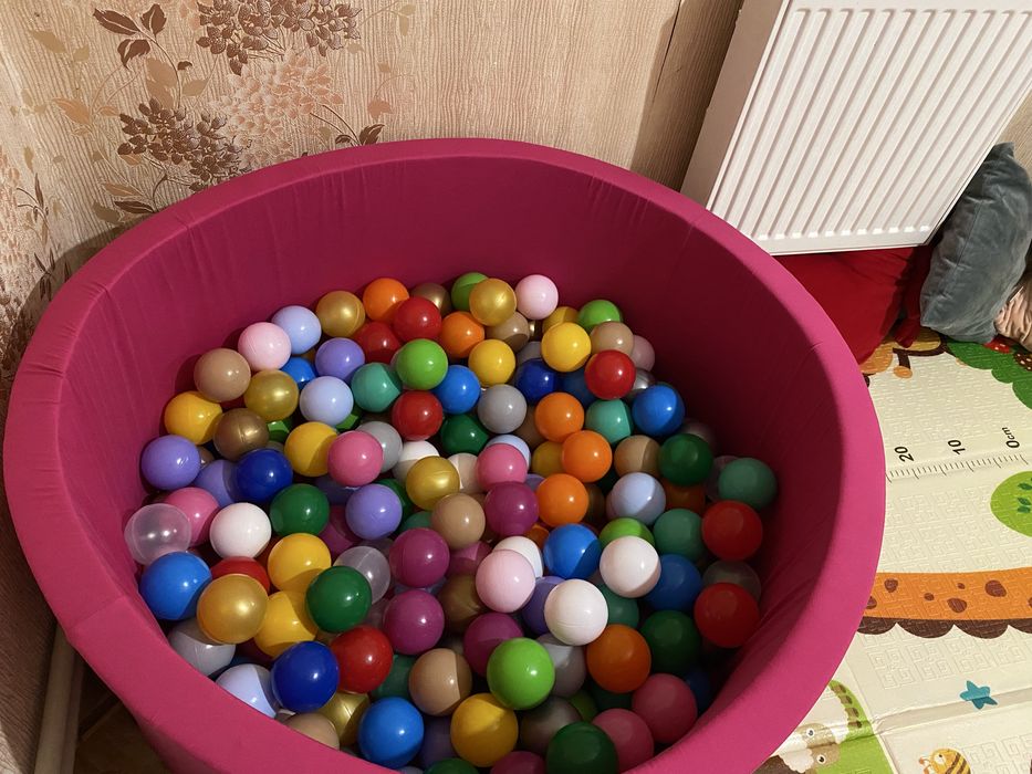 Продам сухий басейн