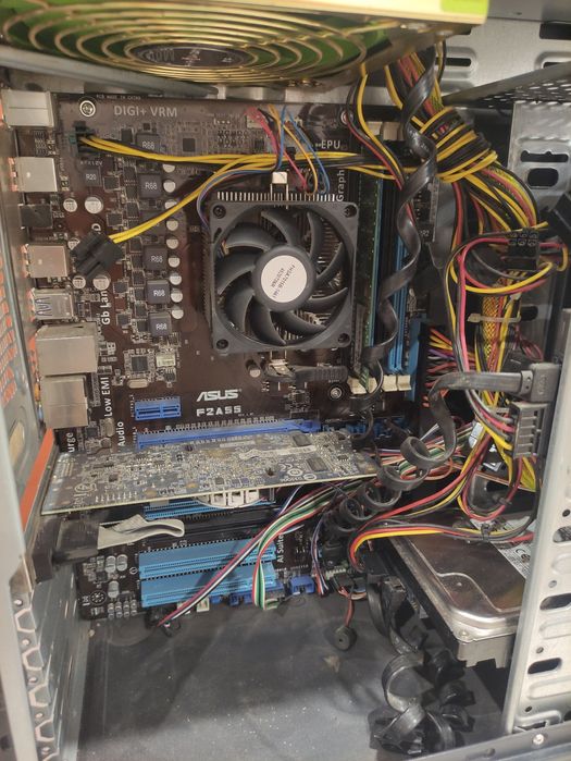 Комплект ПК (ДБЖ, ПК на запчастини, робочі монітор і клавіатура)