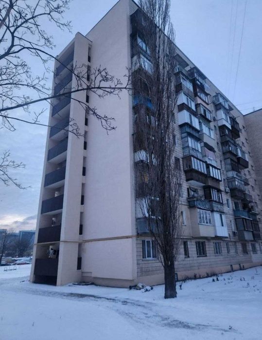 Продам 1- кімнатну квартиру  31 кв.м. по вул. Здолбунівська,1