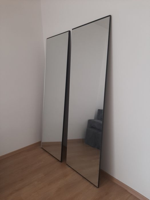 Duże lustro do pokoju salonu