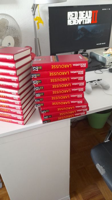 Nova Enciclopédia Larousse, em português, nova