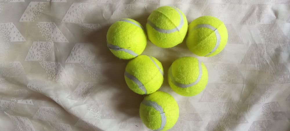 Мячик для тенниса