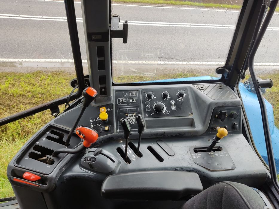 New Holland TM 115 z 2002r