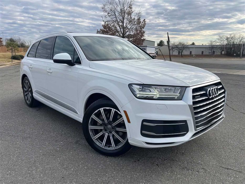 Audi Q7      2017