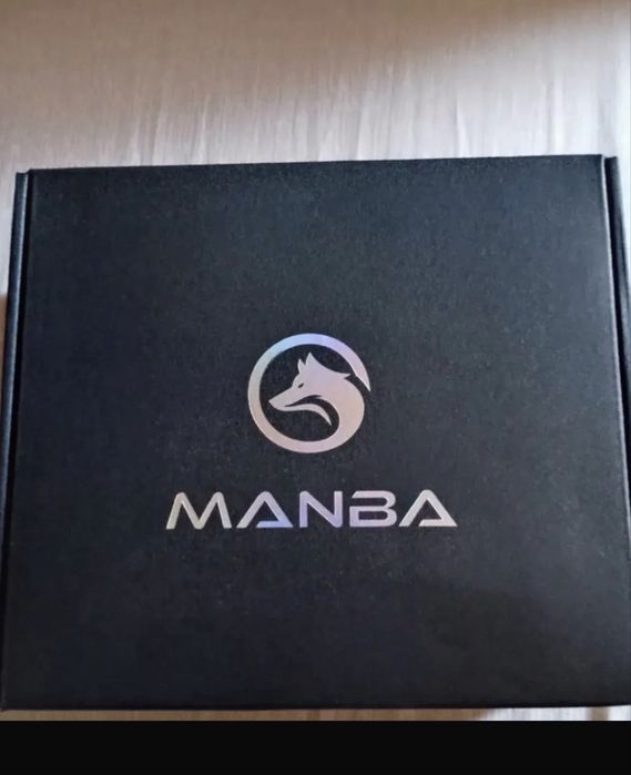 Gamepad Mamba One – Transparente com Ecrã LCD (Estado novo)