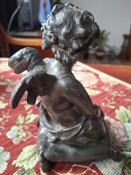figurka XIX wiek putto