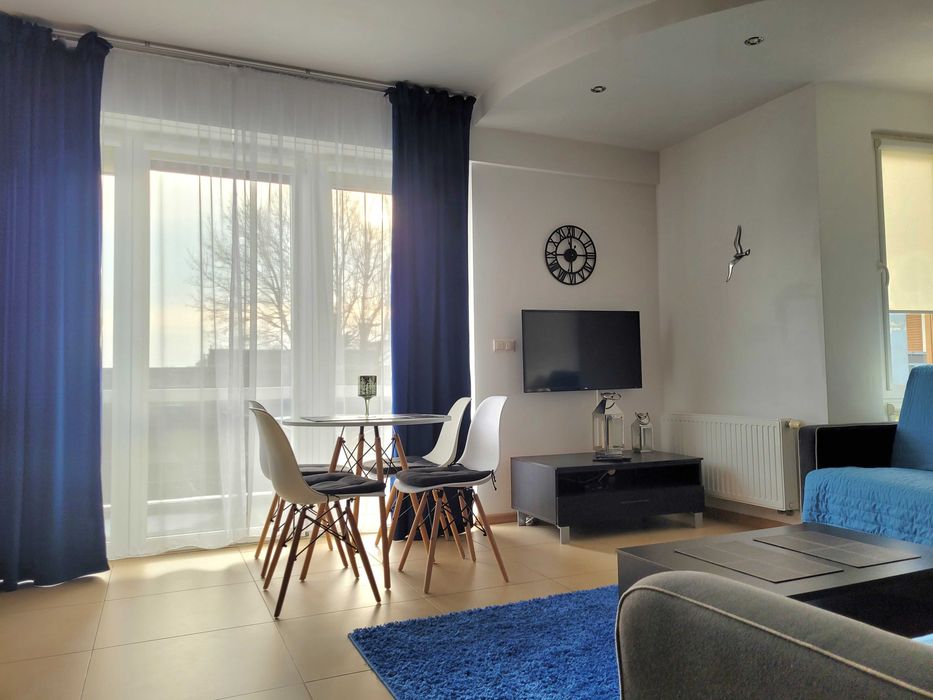 Apartament od 23.08,  2 pok, garaż.