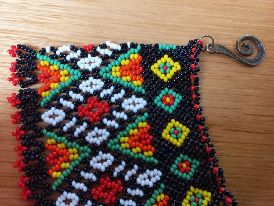 Традиційна українська силянка з бісеру, намисто до вишиванки