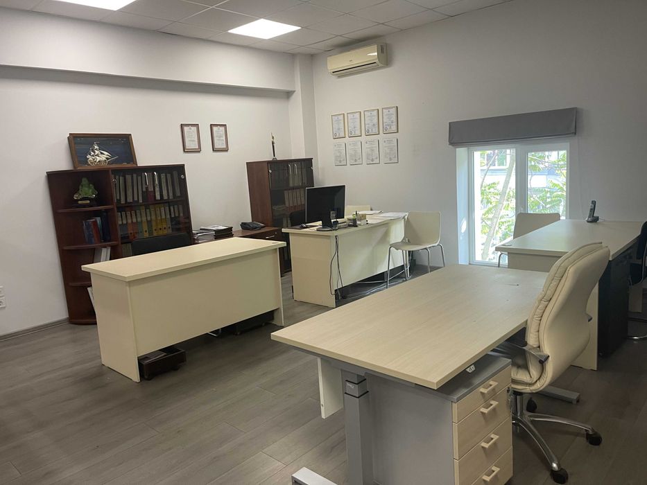 Commercial real estate at st. Kulikovo pole pl Oktyabrskoy revolyutsii pl (area 1300 m²) - Atlanta.ua - photo 15