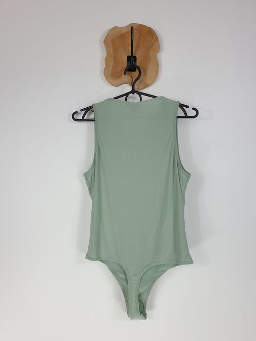 Body Prettylittlething 42 XL 14 stringi nowe