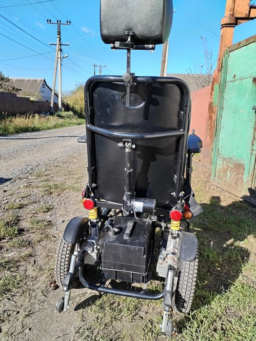 Инвалидное кресло