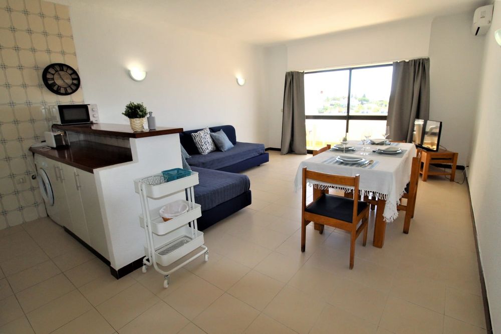 T1 Albufeira Centro | Vista Mar | Piscinas e Varanda