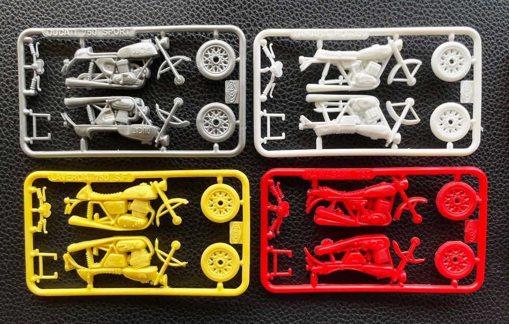 Antiga Coleção Completa ~ ”MOTO-KITS - DISVENDA” ~ 12 Mini Kits ~ 80´s