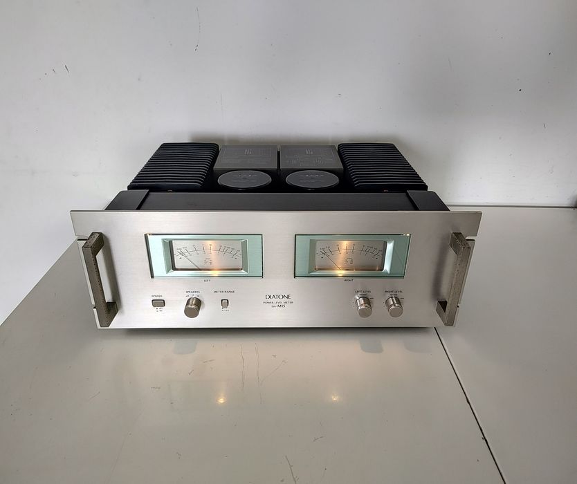 Diatone DA-A10DC , DA-M15  . końcówka mocy .