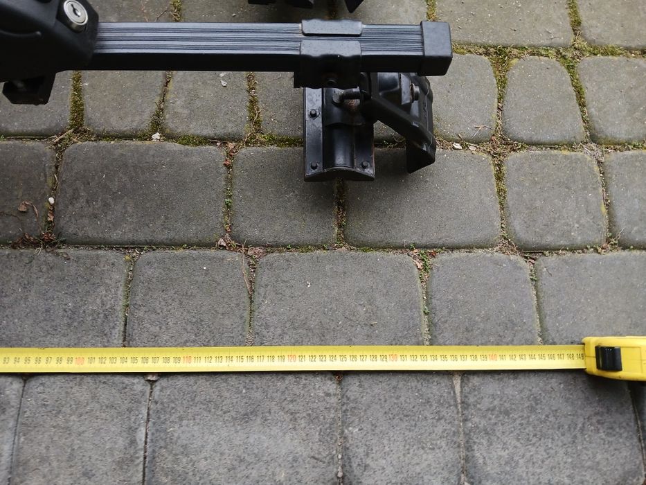 Bagażnik dachowy narciarski