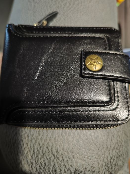 Carteira preta de homem