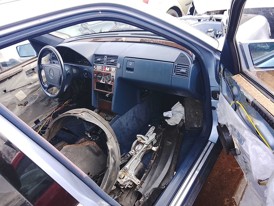 Mercedes W202 2.2 Na części
