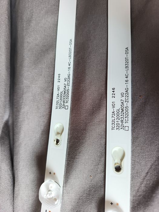Thomson 32HD3101 części