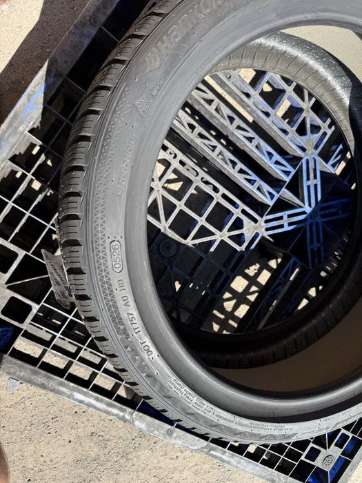 235/40 r19 Hankook Winter I*Cept IoN SoundAbsorber НОВАЯ 26 год