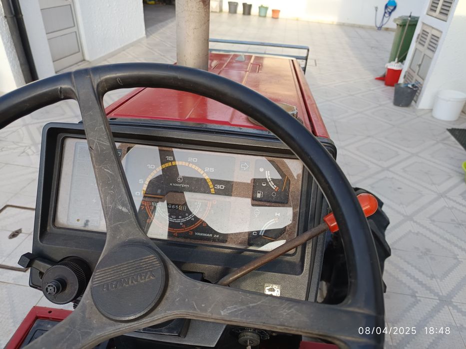 Trator Yanmar F 22