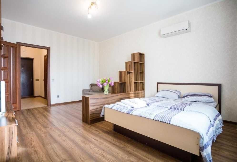 Продаж квартири ЖК Гранд, Київ,  Оболонь, вул. Героїв полку АЗОВ, буд. 4В