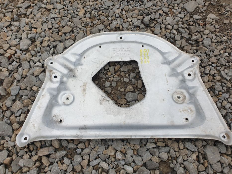 Bmw e60 e61 e63 e64 Osłona płyta pod silnik Bmw Części