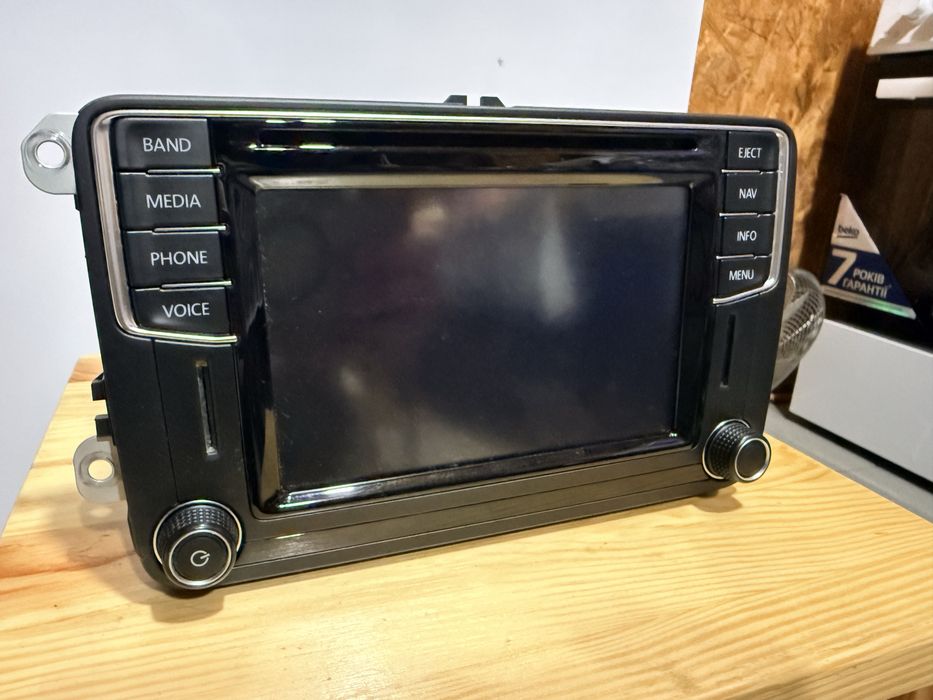 VW Discover Media PQ 5C0 035 684 B
