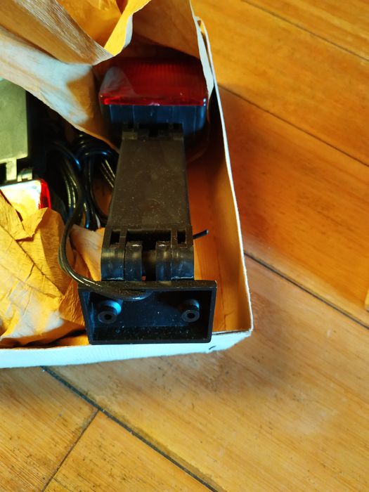 Продам дополнительные сигналы торможения