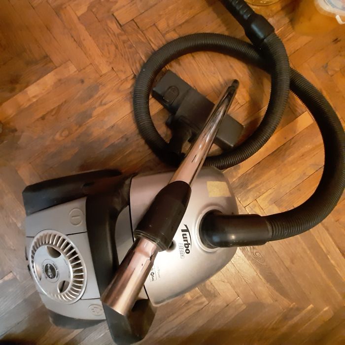 Пилосос LG TURBO