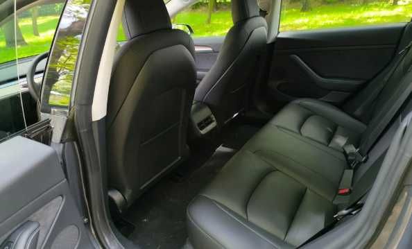 Tesla model 3 2022 Long range