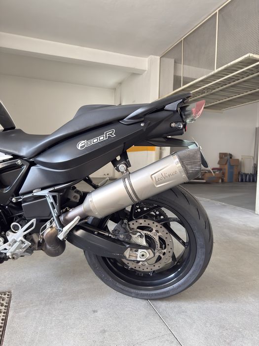 BMW F800R | 2010 | 23254 km | Revisão feita | Pneus novos