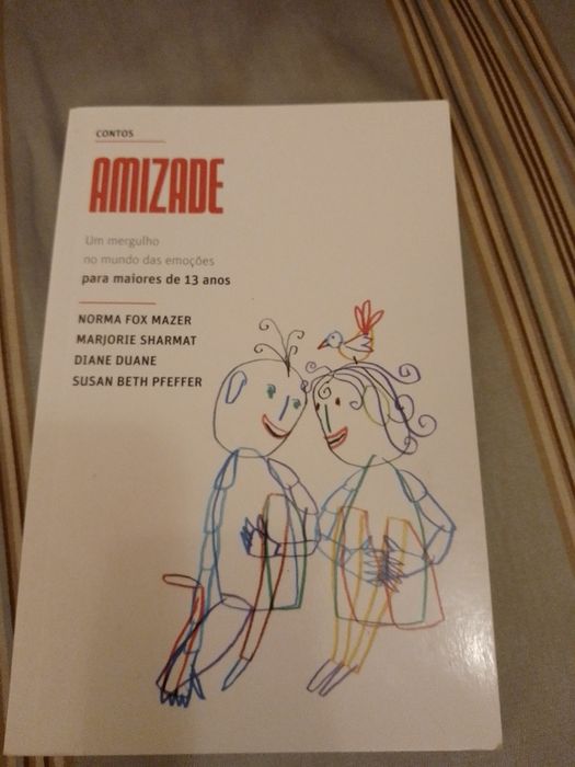 Jonas Savimbi-Por 1 Futuro melhor1e12E-Jonas Savimbi-Rosa-1e12EDesde2E