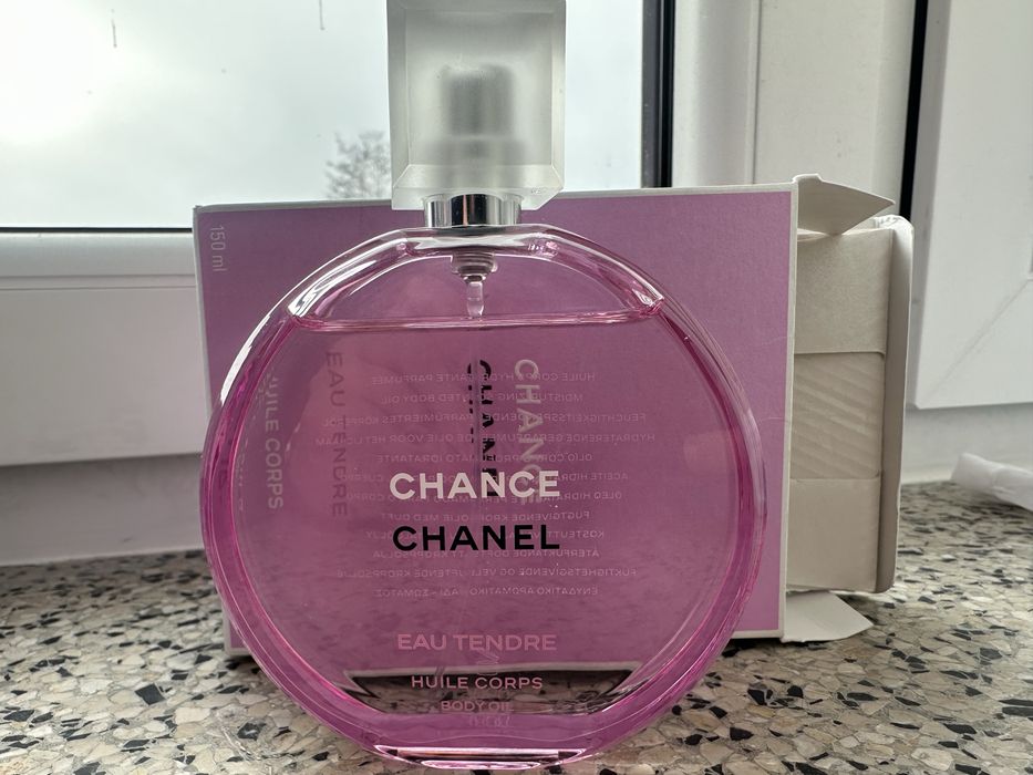 Nawilżający olejek do ciała Chanel Chance eau Tendre