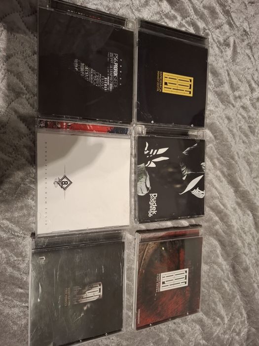 6sztuk płyt CD Dudek 
1. RAPRODUKCJA prawdy dotyk
2. Progres P56
3. Słowo dla ludzi cz1
4. Słowo dla ludzi cz2
5. Kocham życie 
6.Siedem