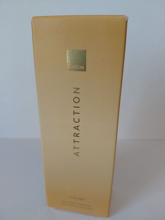 Woda perfumowana Avon Attractiom